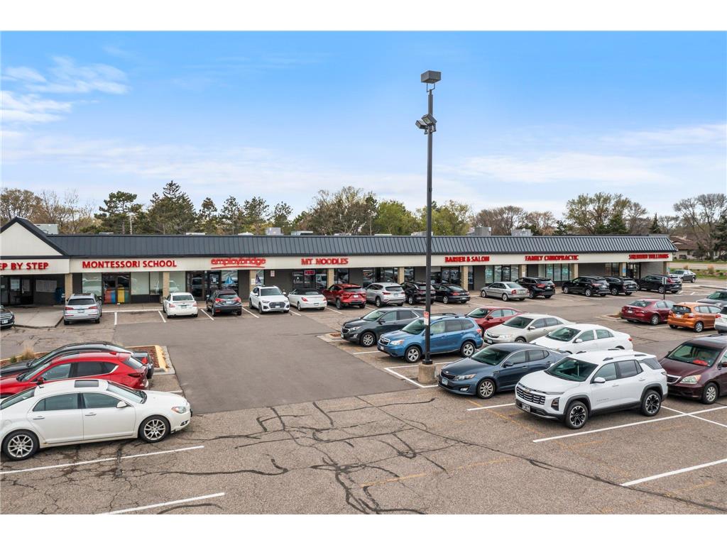 8401 W Broadway Avenue Brooklyn Park MN 55445 6740263 image4