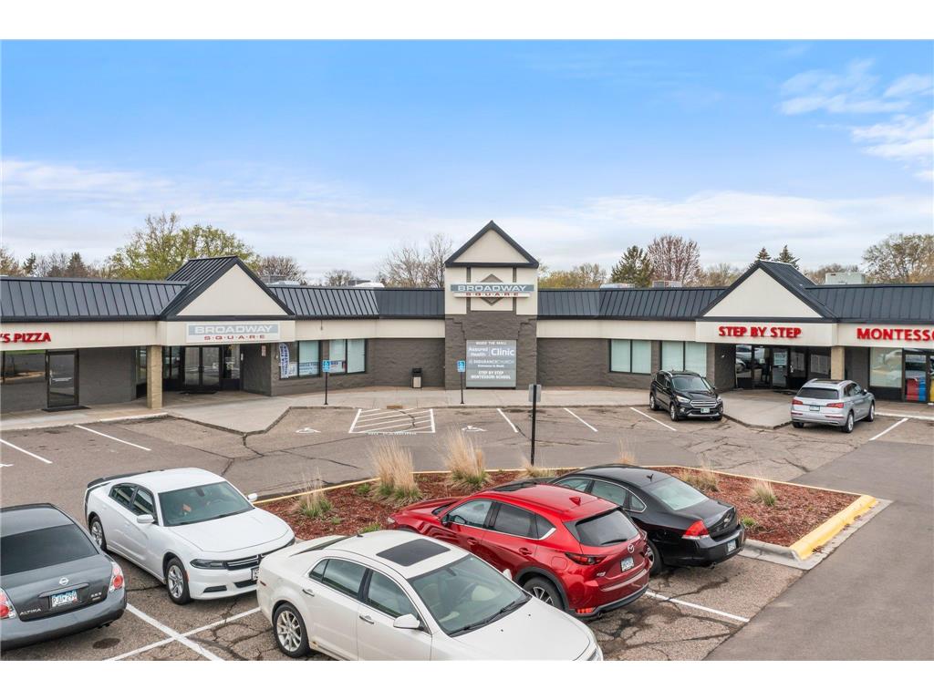 8401 W Broadway Avenue Brooklyn Park MN 55445 6740263 image5