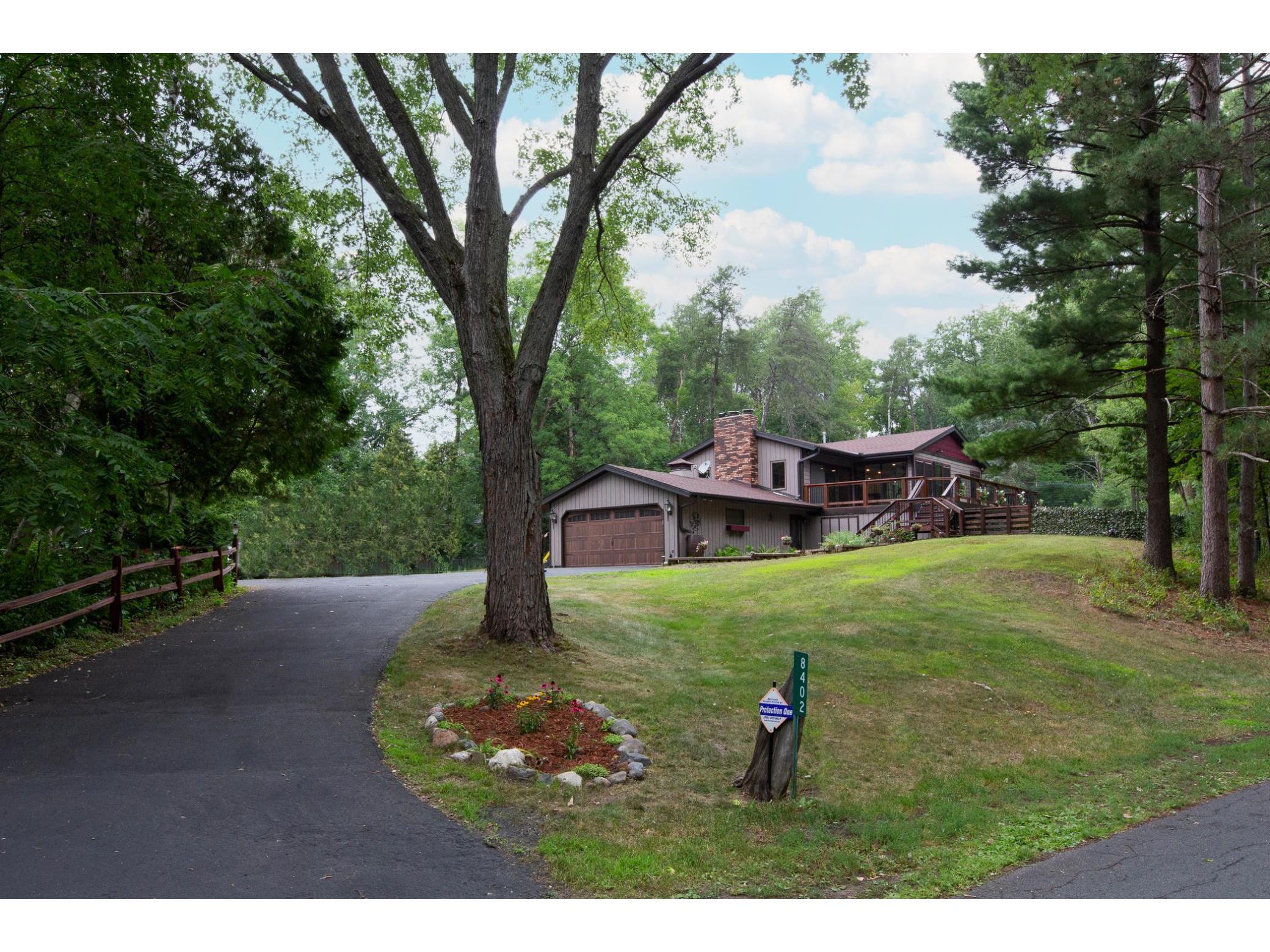 8402 Deer Pond Trail N, Lake Elmo, MN, 55042 MLS 6074676 Edina Realty