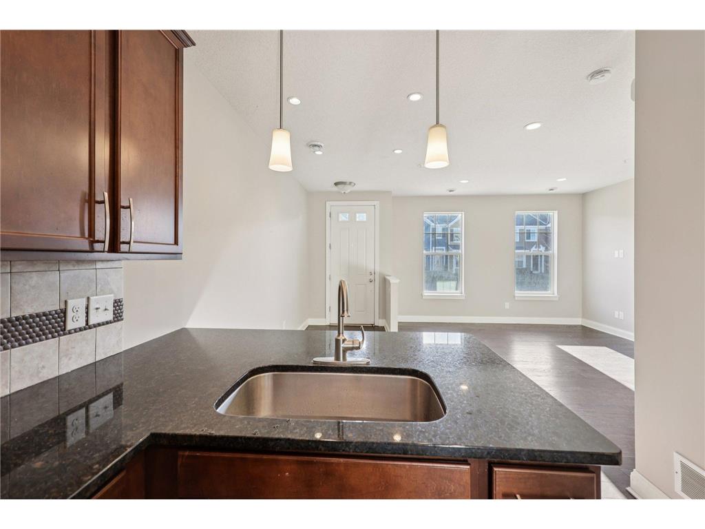 8402 Jonquil Lane N Maple Grove MN 55369 7039553 image7