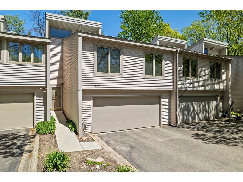 8405 137th Court Apple Valley MN 55124 7077815 image2