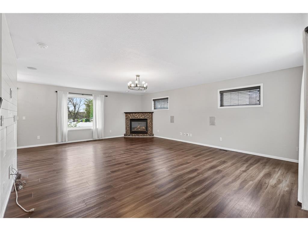 8406 Bear Avenue Monticello MN 55362 7037952 image5