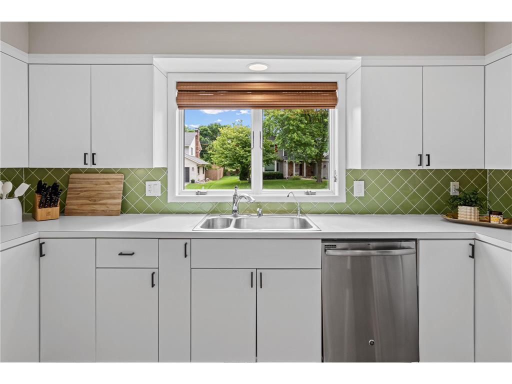 8408 Xylon Circle S Bloomington MN 55438 7094670 image12