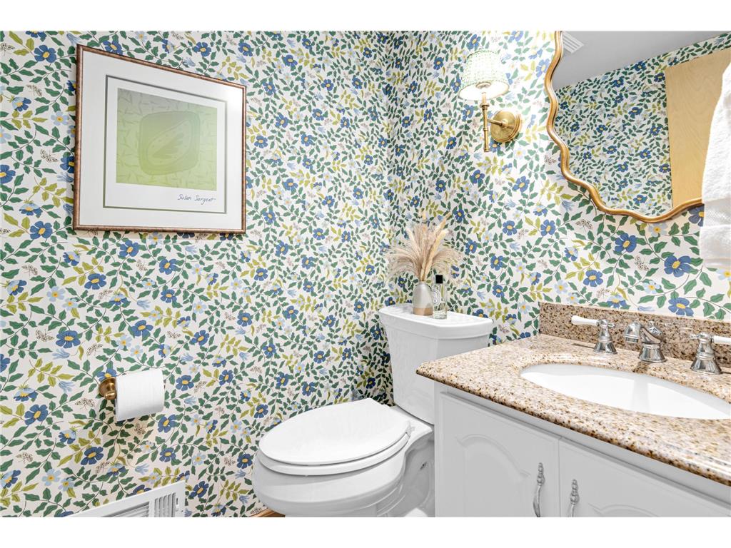 8408 Xylon Circle S Bloomington MN 55438 7094670 image20