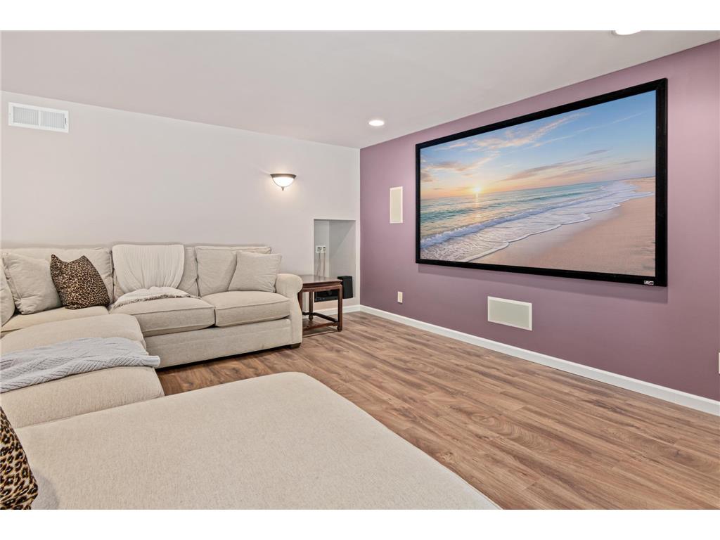 8408 Xylon Circle S Bloomington MN 55438 7094670 image33