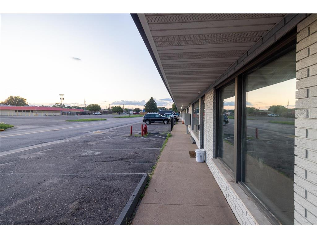 8409 Center Drive NE Spring Lake Park MN 55432 6771282 image16