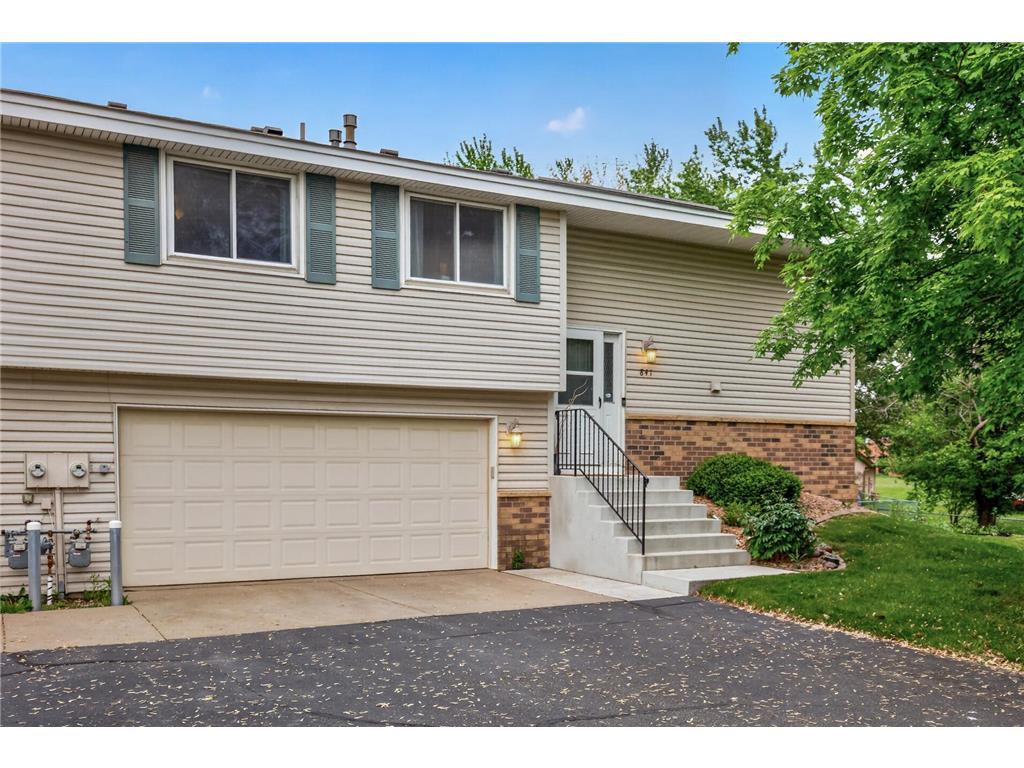 841 Evergreen Circle Burnsville MN 55337 7081795 image1