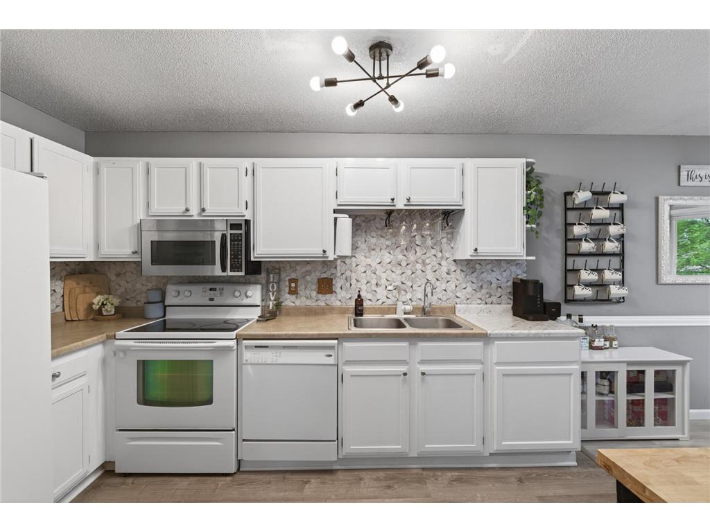 841 Evergreen Circle Burnsville MN 55337 7081795 image7