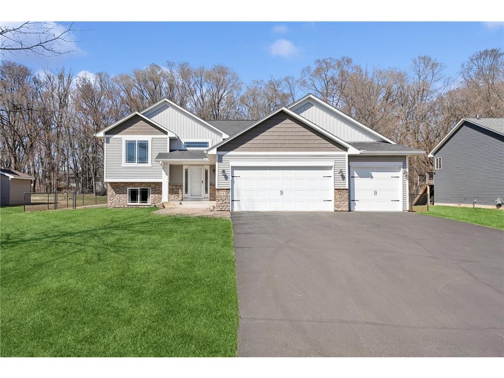 841 Kelly Street Lino Lakes MN 55014 6697625 image1