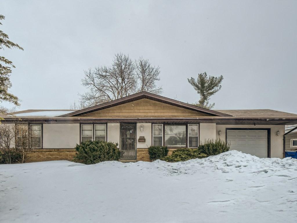 841 Mississippi Street NE, Fridley, MN 55432 MLS 6343857 Edina Realty