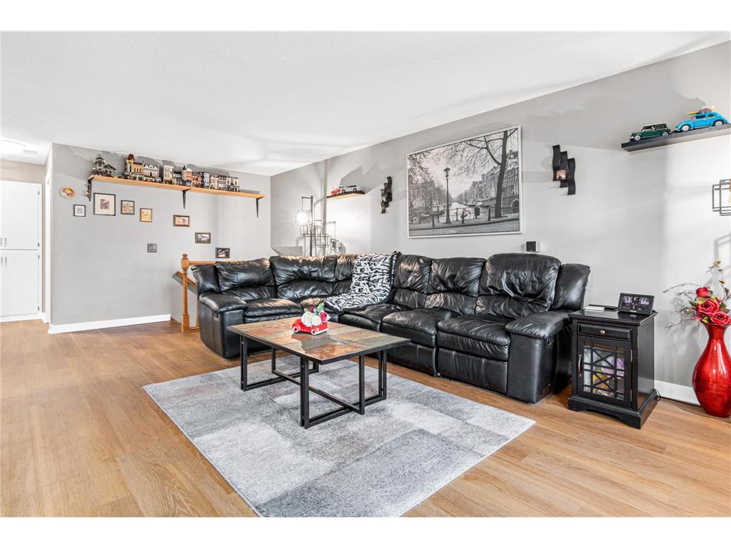 841 Sudberry Lane Eagan MN 55123 7061216 image8