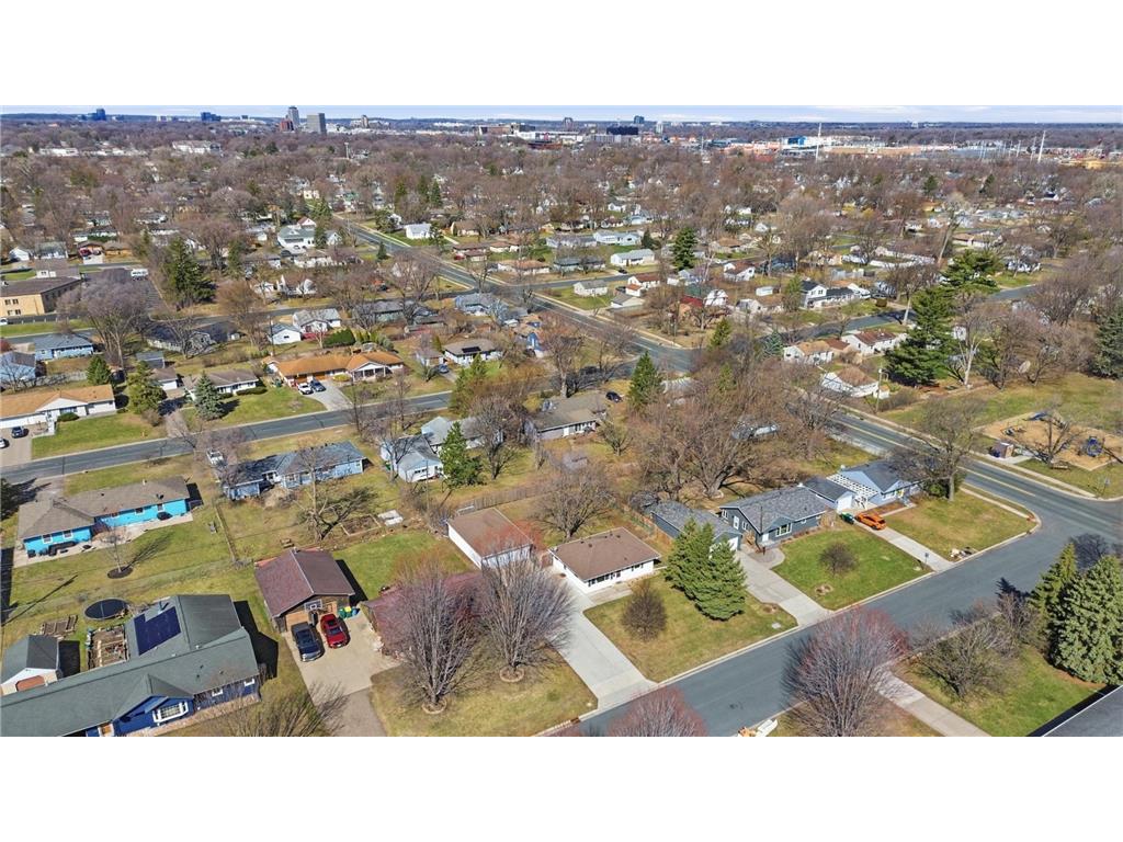 8412 4th Avenue S Bloomington MN 55420 7053635 image26
