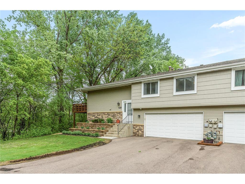 8412 W 97th Street, Bloomington, MN, 55438 MLS 6204013 Edina Realty