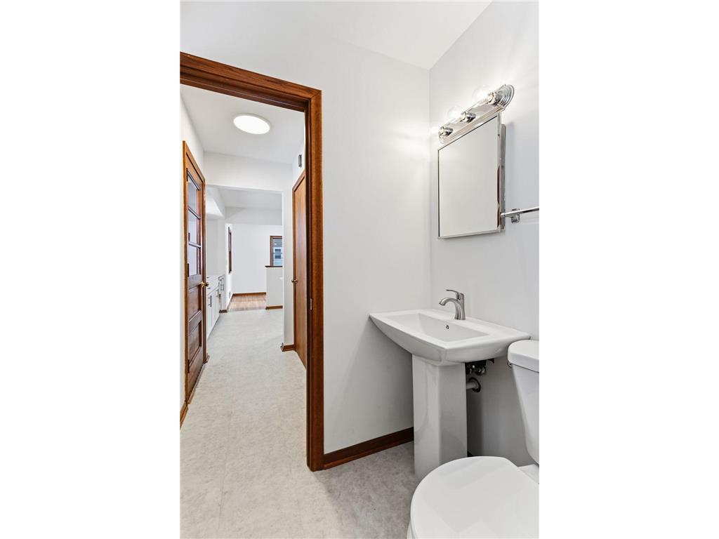 8416 Meadow Lake Road N New Hope MN 55428 6825934 image10