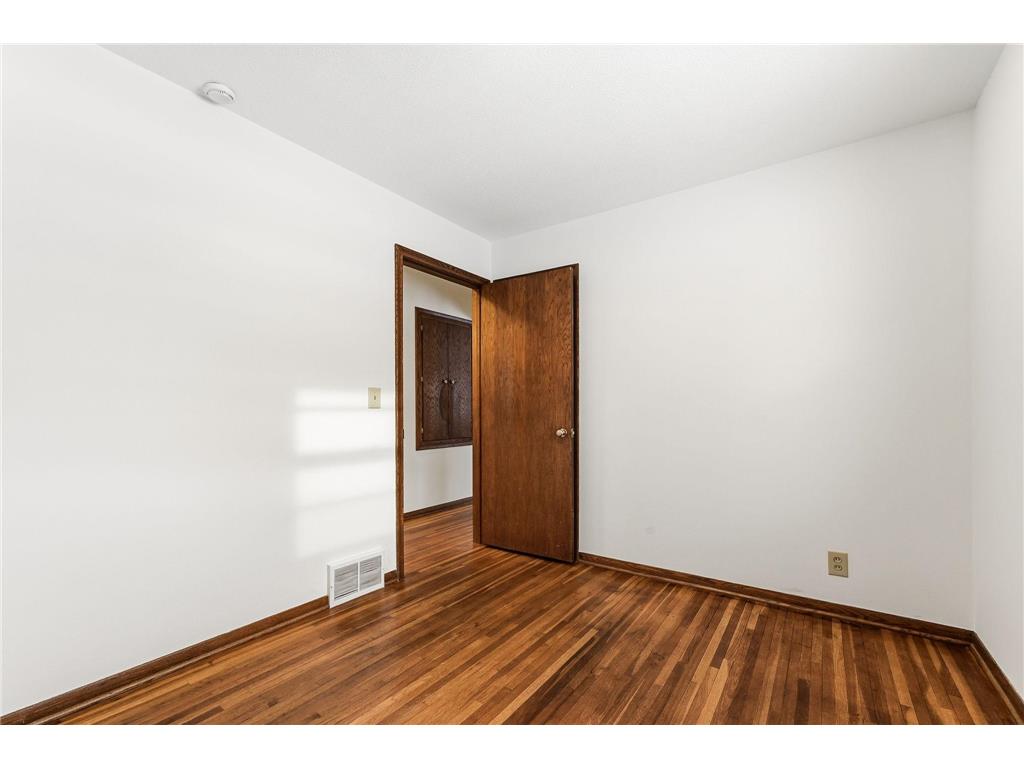 8416 Meadow Lake Road N New Hope MN 55428 6825934 image14