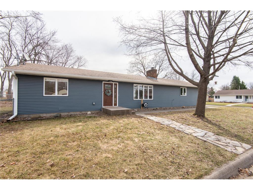 842 4th Street W Hastings MN 55033 7083831 image1