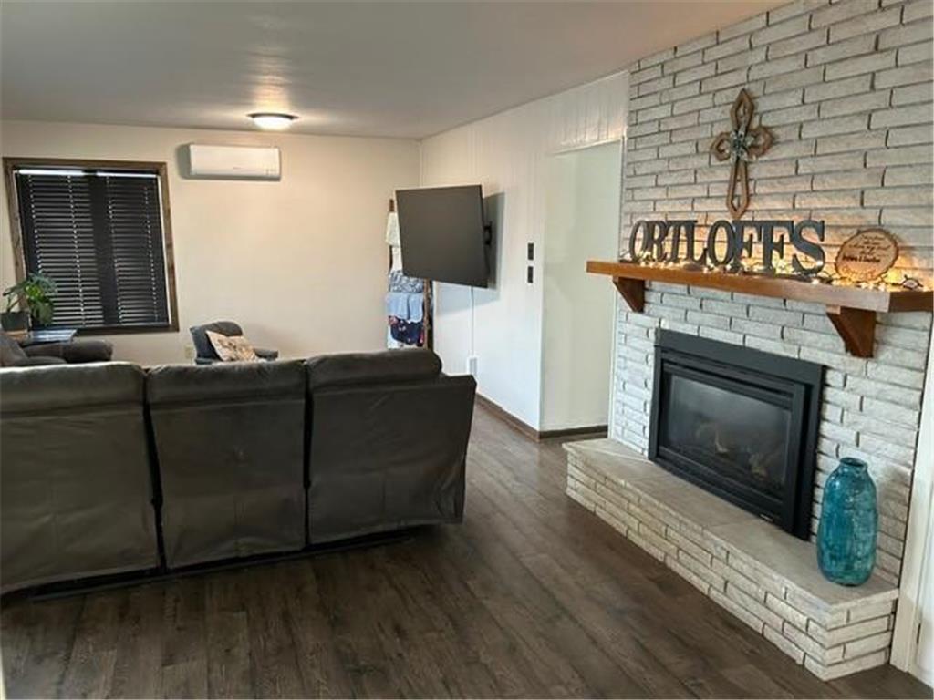842 Fir Avenue Bird Island MN 55310 7022553 image9