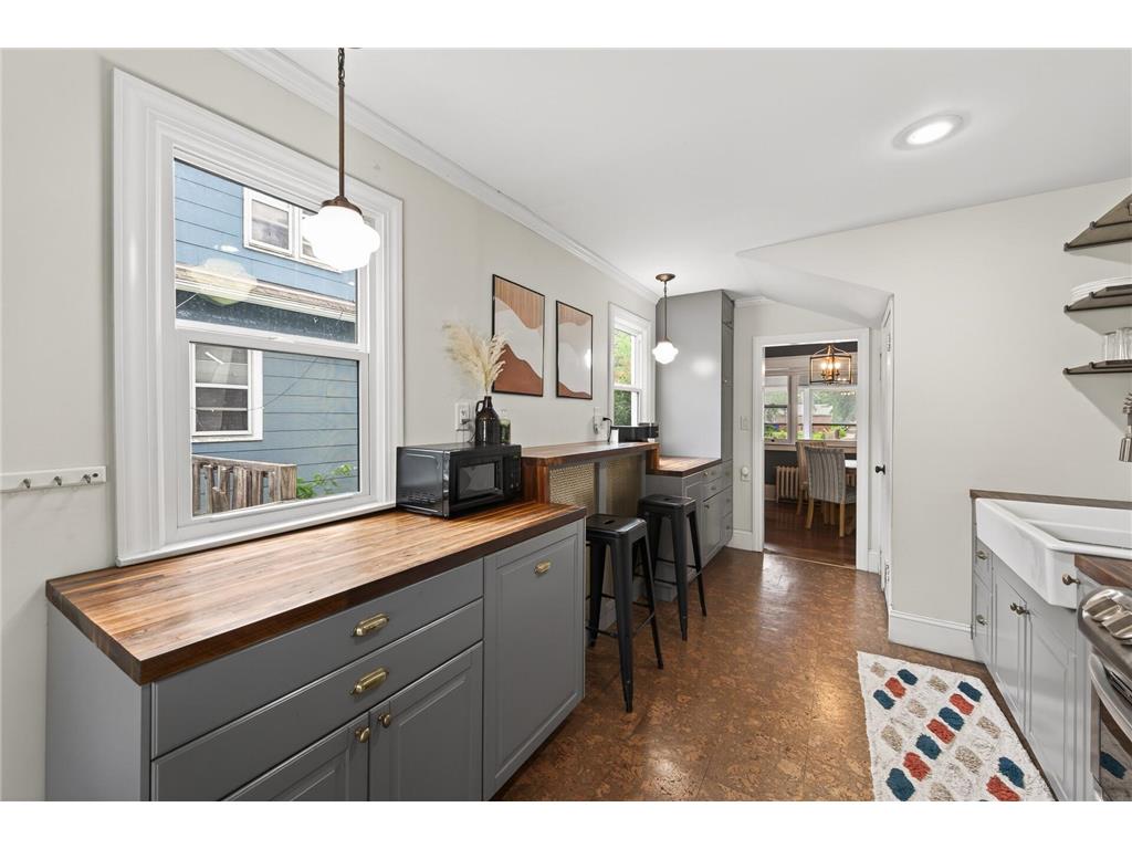 842 Randolph Avenue Saint Paul MN 55102 7020343 image12