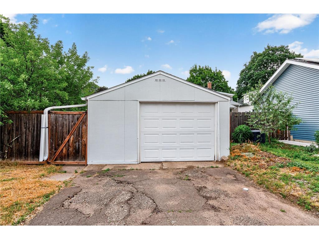 842 Randolph Avenue Saint Paul MN 55102 7020343 image27