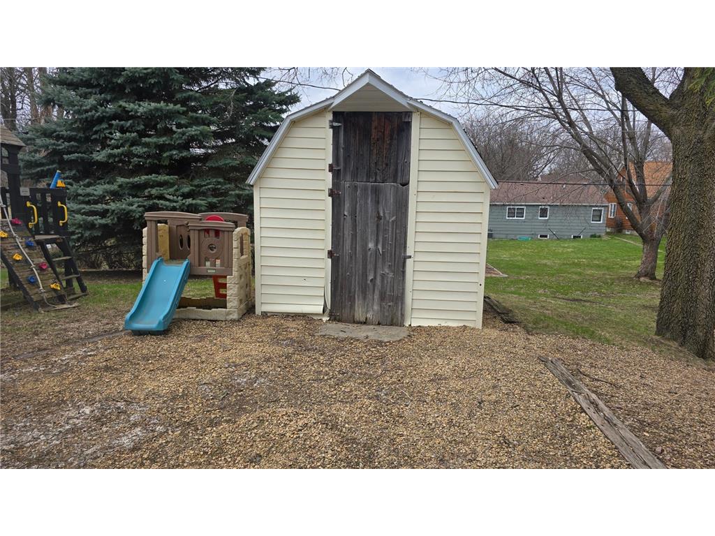 842 S Prairie Avenue Fairmont MN 56031 7050673 image47