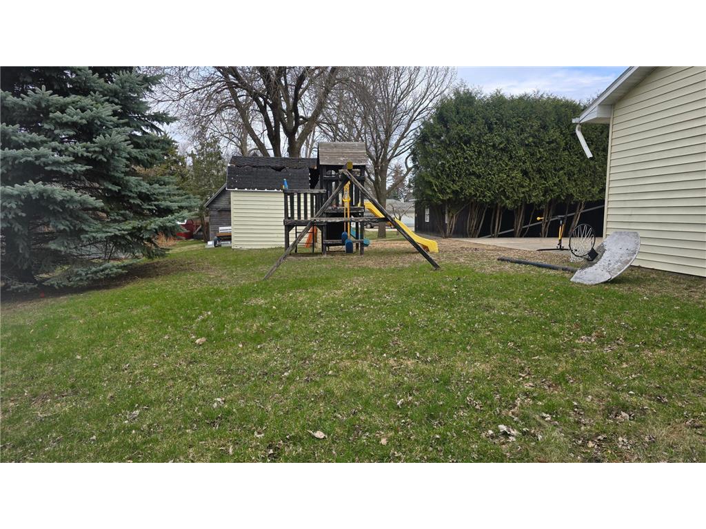 842 S Prairie Avenue Fairmont MN 56031 7050673 image48