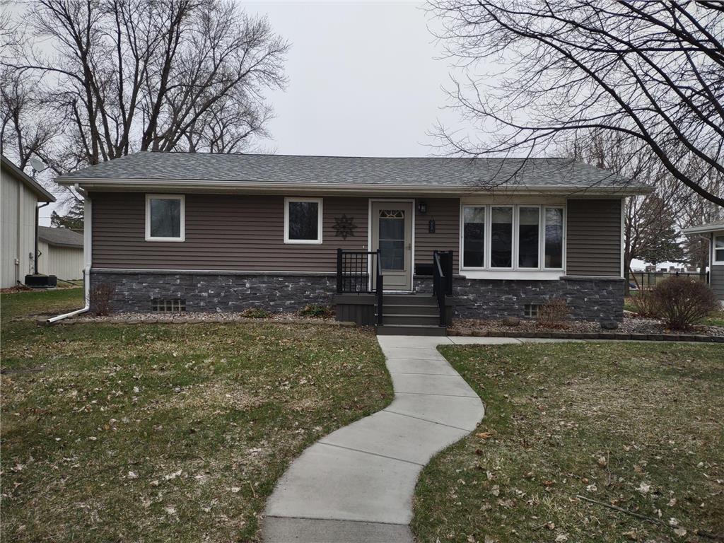 842 Western Avenue Madison MN 56256 7000450 image1