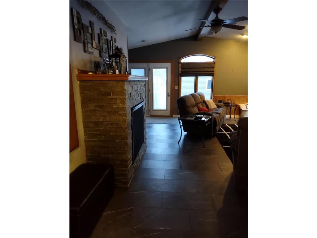 842 Western Avenue Madison MN 56256 7000450 image11