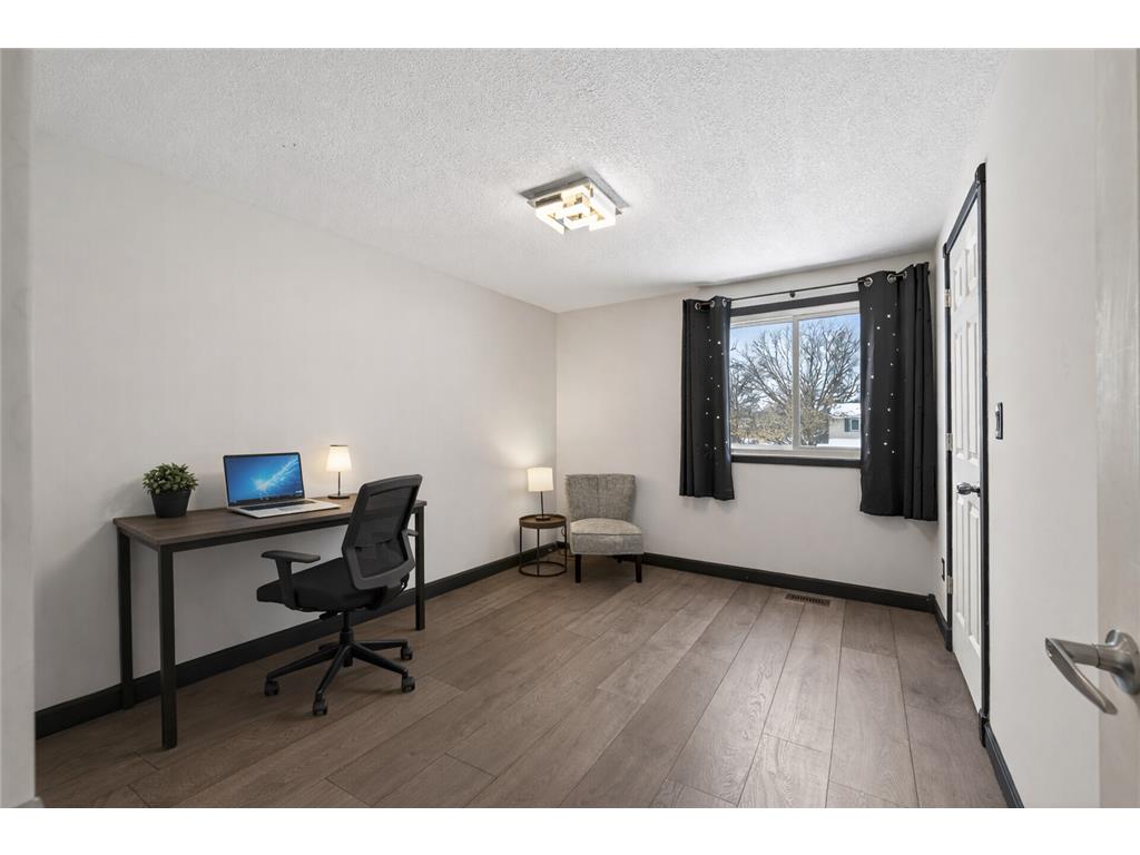 842 Woodgate Drive #211 Vadnais Heights MN 55127 6825553 image15