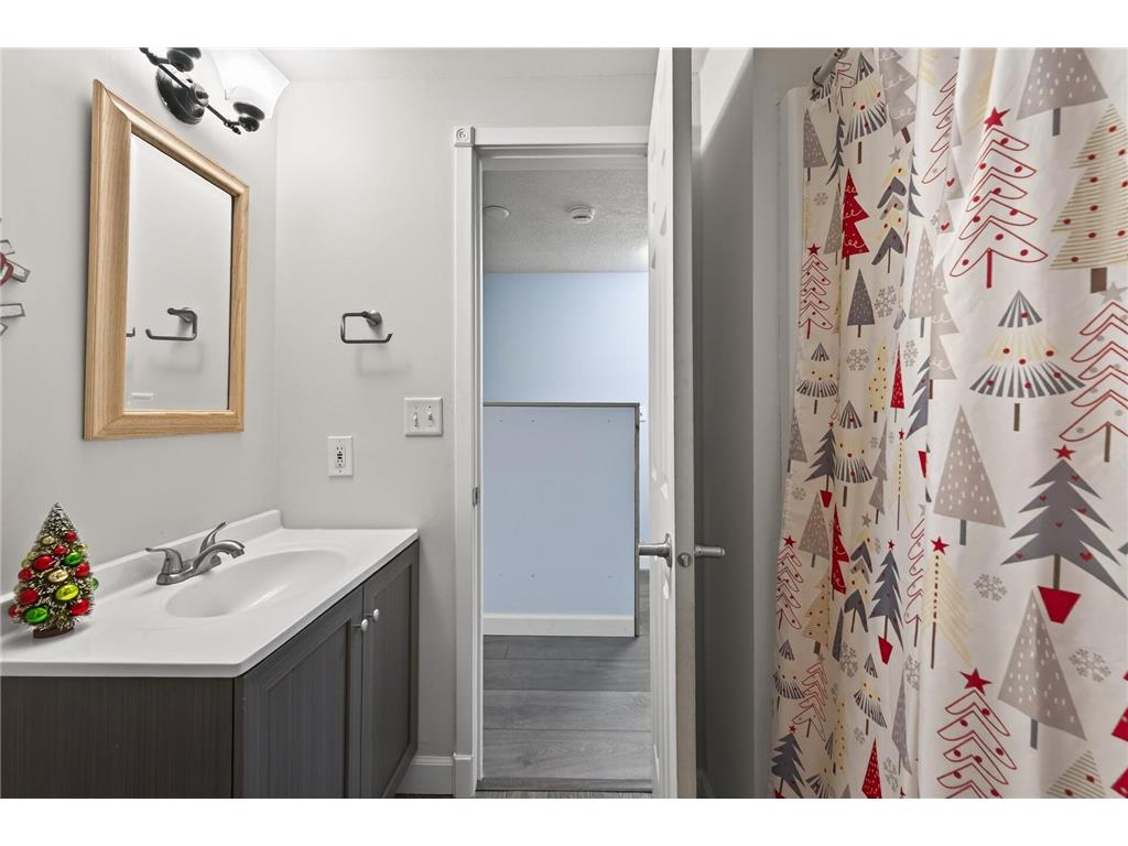 842 Woodgate Drive #211 Vadnais Heights MN 55127 6825553 image21