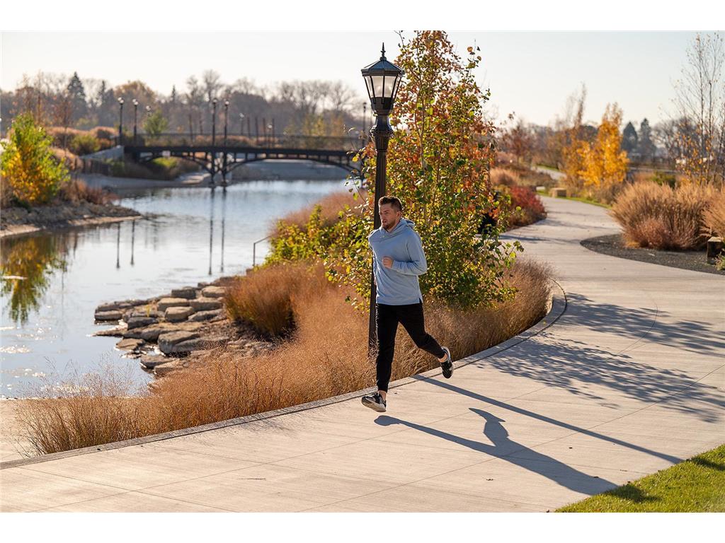 842 Woodlawn Avenue Saint Paul MN 55116 6818501 image2