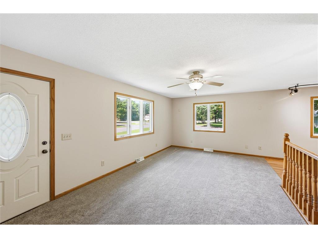 842 Xenia Avenue NW Elk River MN 55330 7034291 image12
