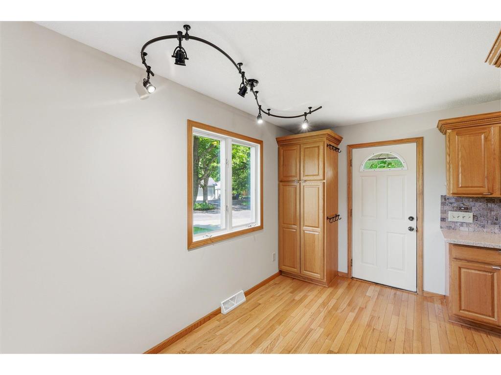 842 Xenia Avenue NW Elk River MN 55330 7034291 image16