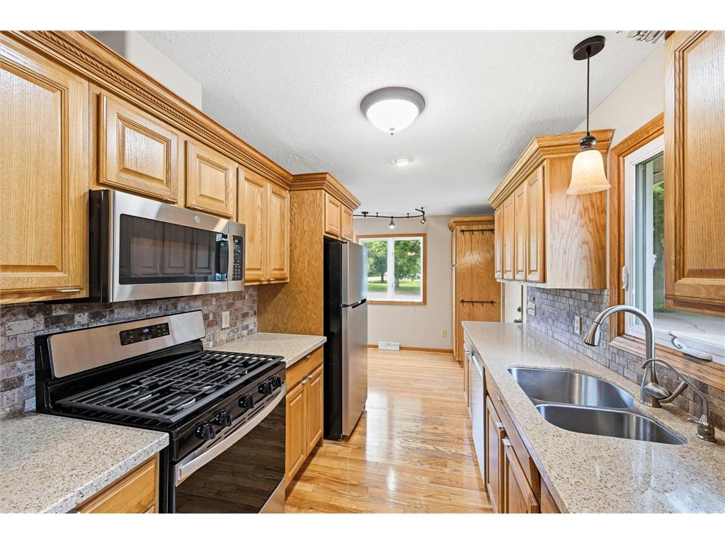 842 Xenia Avenue NW Elk River MN 55330 7034291 image22