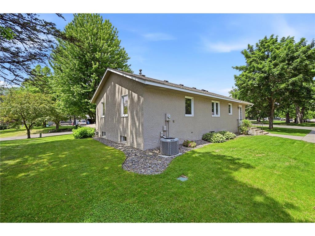 842 Xenia Avenue NW Elk River MN 55330 7034291 image7