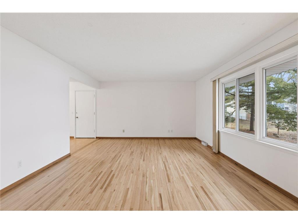 8420 Meadow Lake Road E New Hope MN 55428 - Meadow Lake 7032552 image10