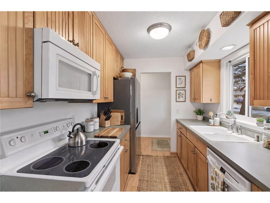 8420 Meadow Lake Road E New Hope MN 55428 - Meadow Lake 7032552 image11