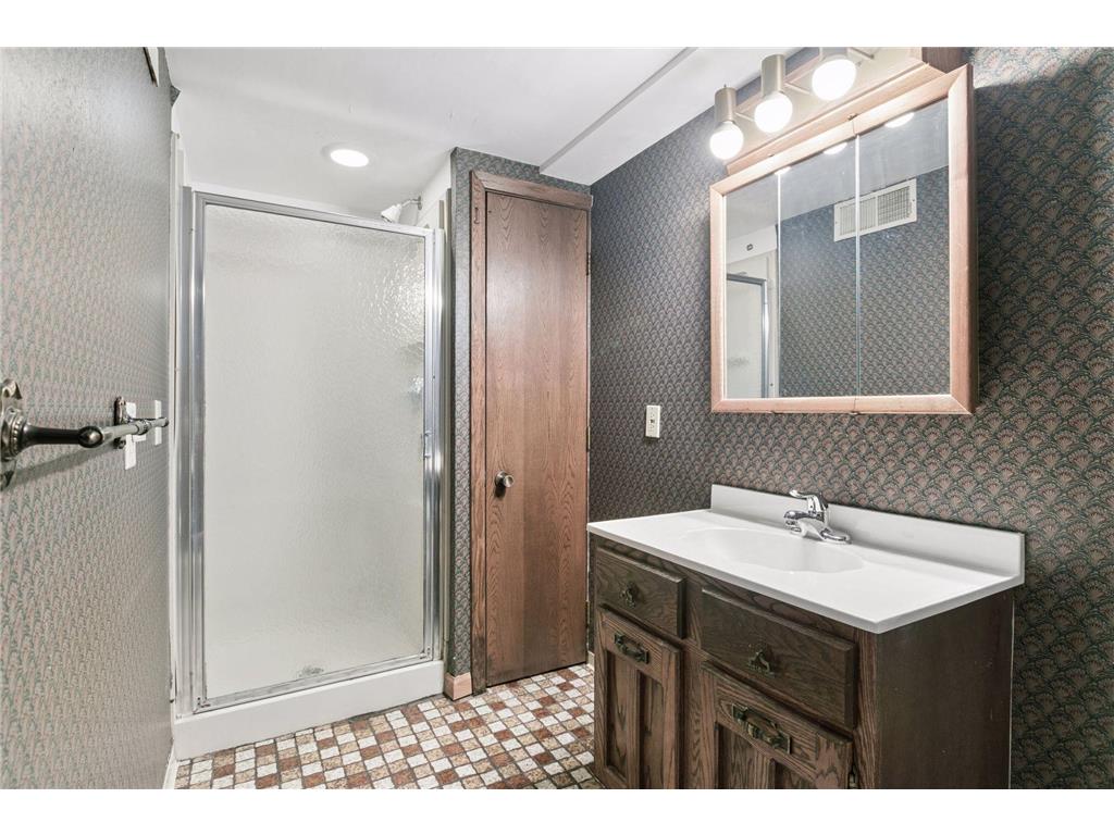 8420 Meadow Lake Road E New Hope MN 55428 - Meadow Lake 7032552 image22