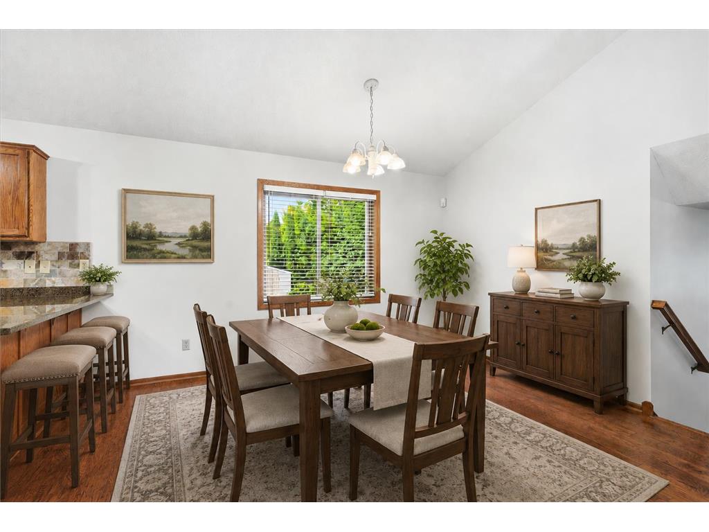 8420 Timberwood Court Woodbury MN 55125 7086243 image2