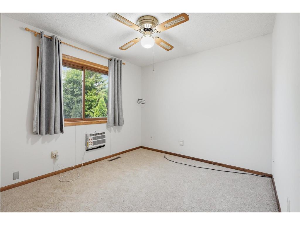 8420 Timberwood Court Woodbury MN 55125 7086243 image24