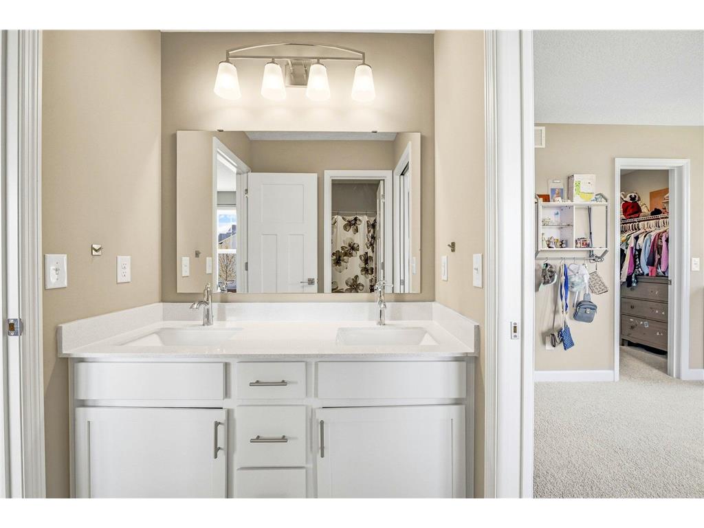 8422 60th Street S Cottage Grove MN 55016 7041575 image37