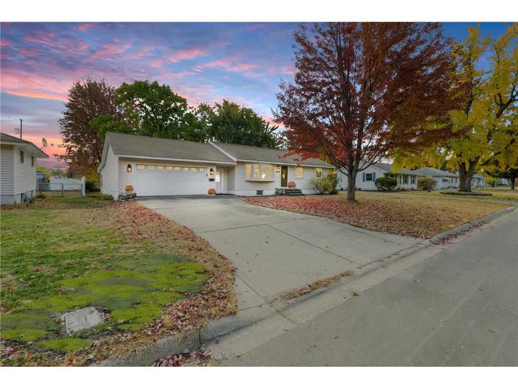 8423 16th Avenue S Bloomington MN 55425 6620283 image1