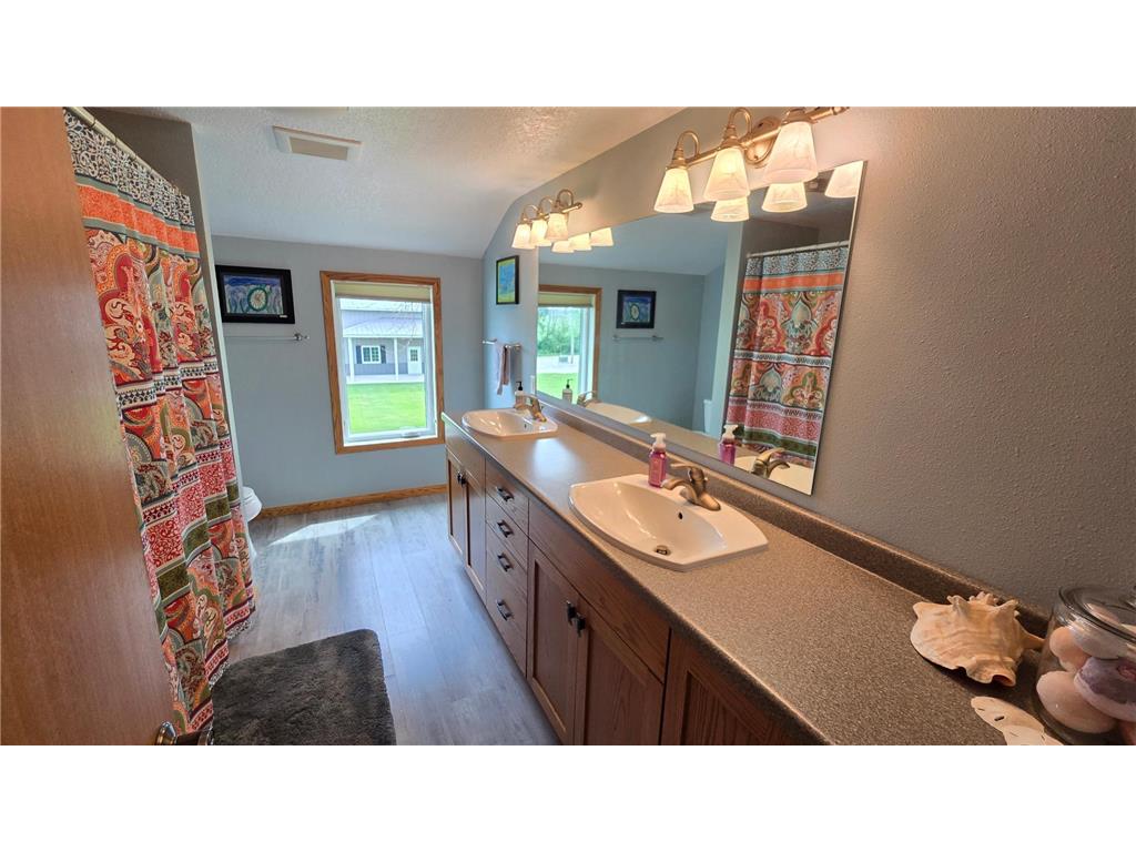 84237 State Highway 251 Hollandale MN 56045 6768144 image50