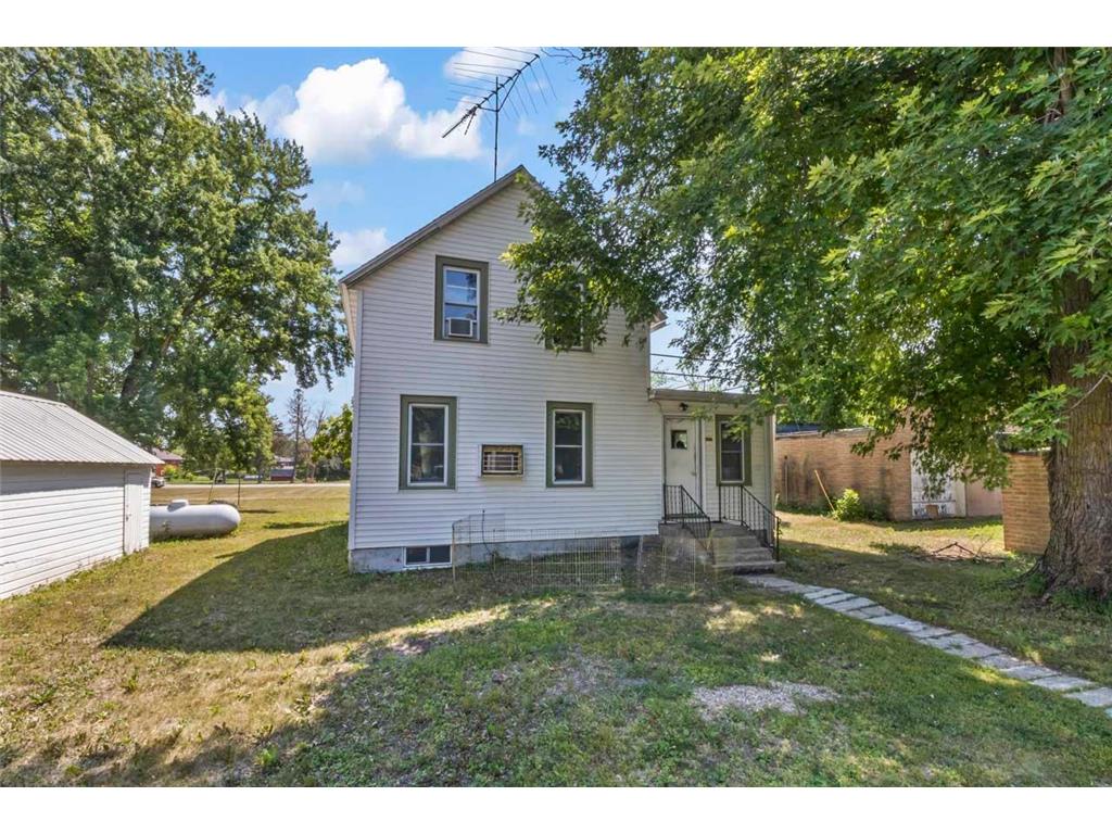 8427 8th Avenue New Auburn MN 55366 6408060 image1