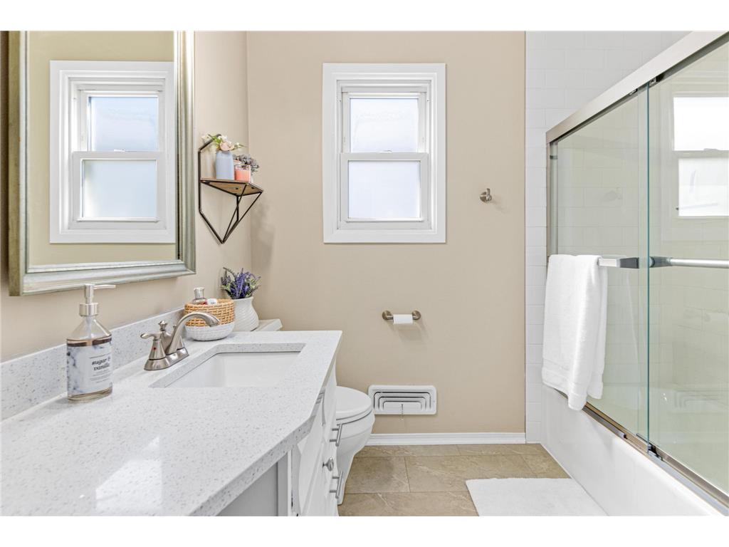 8429 66th Street S Cottage Grove MN 55016 7016458 image16