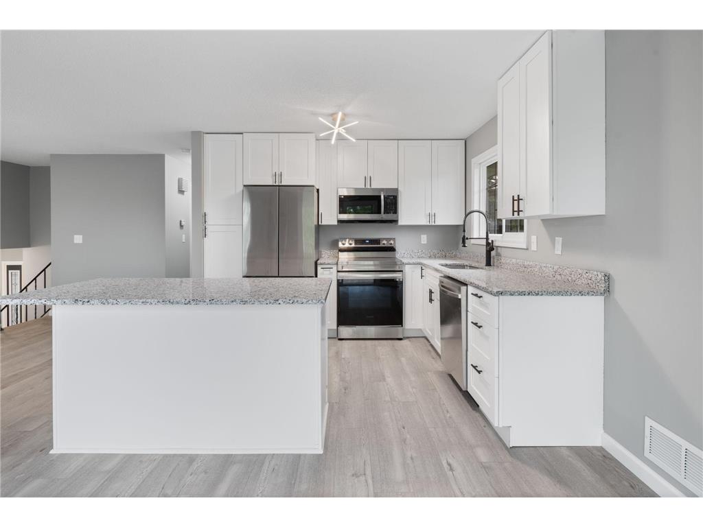 8429 72nd Street S Cottage Grove MN 55016 6370231 image1