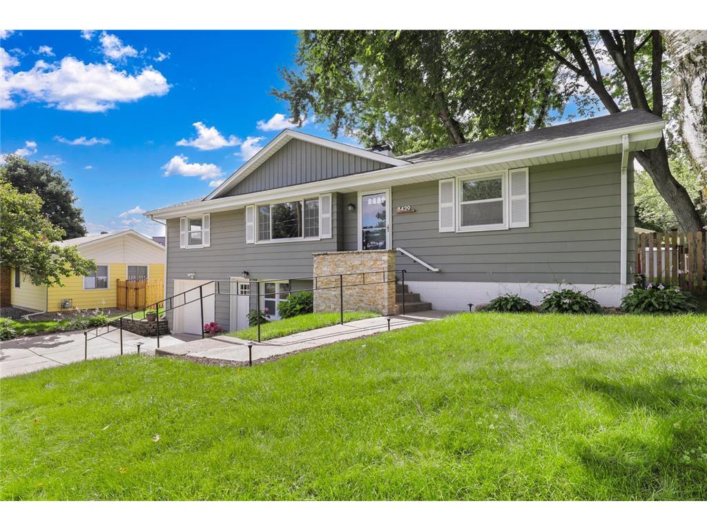 8429 Meadow Lake Road E New Hope MN 55428 6765506 image1