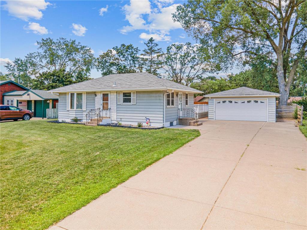 843 84th Avenue NE Spring Lake Park MN 55432 6749501 image1