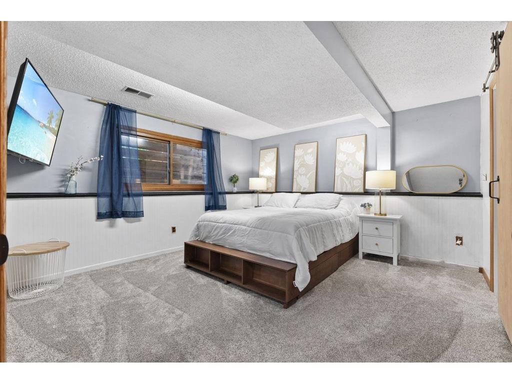 8430 Hiawatha Avenue Eden Prairie MN 55347 7091765 image21