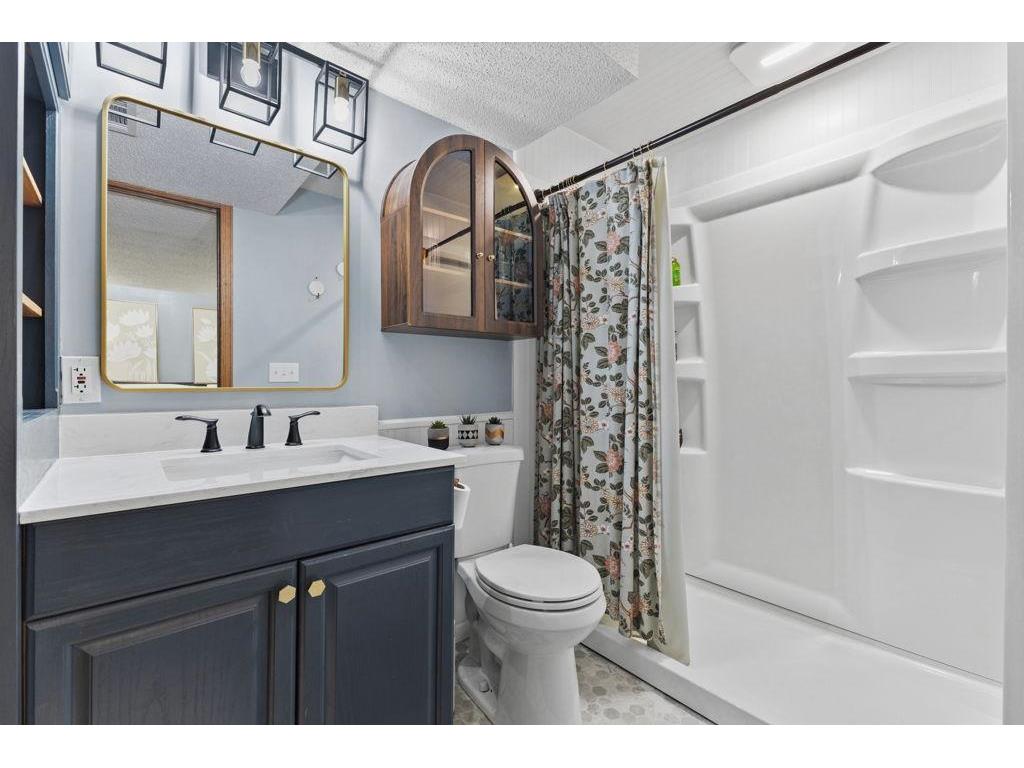 8430 Hiawatha Avenue Eden Prairie MN 55347 7091765 image26
