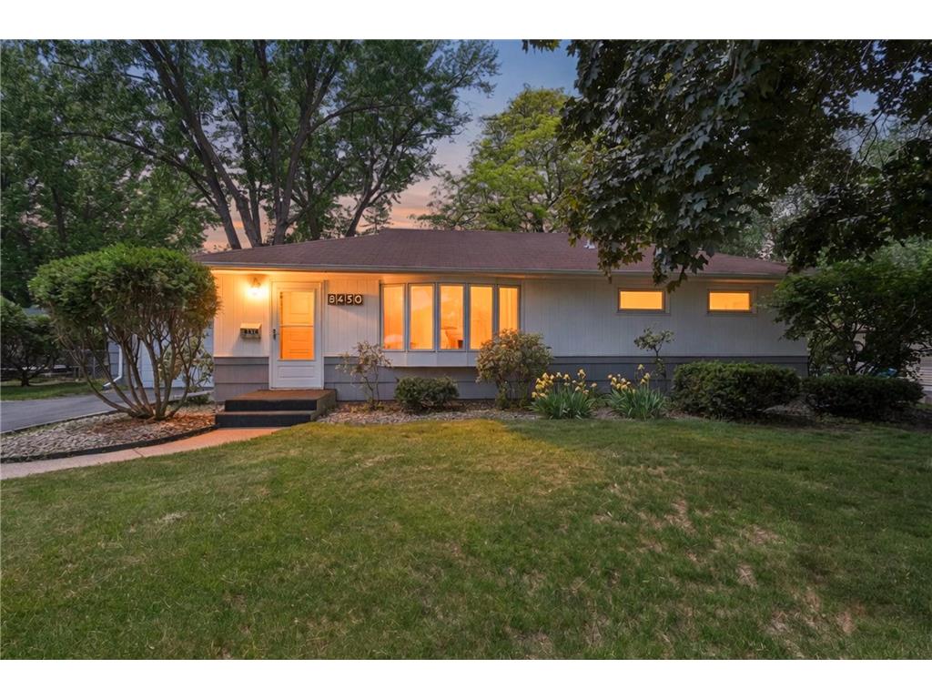 8430 Knox Avenue S Bloomington MN 55431 7083287 image32
